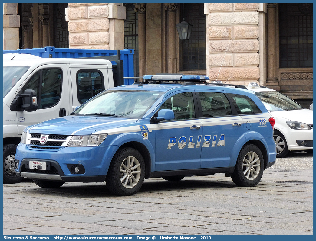 Polizia H8780
Polizia di Stato
Polizia Stradale
Fiat Freemont
Parole chiave: PS;P.S.;Polizia;di;Stato;Pubblica;Sicurezza;Stradale;Fiat;Freemont