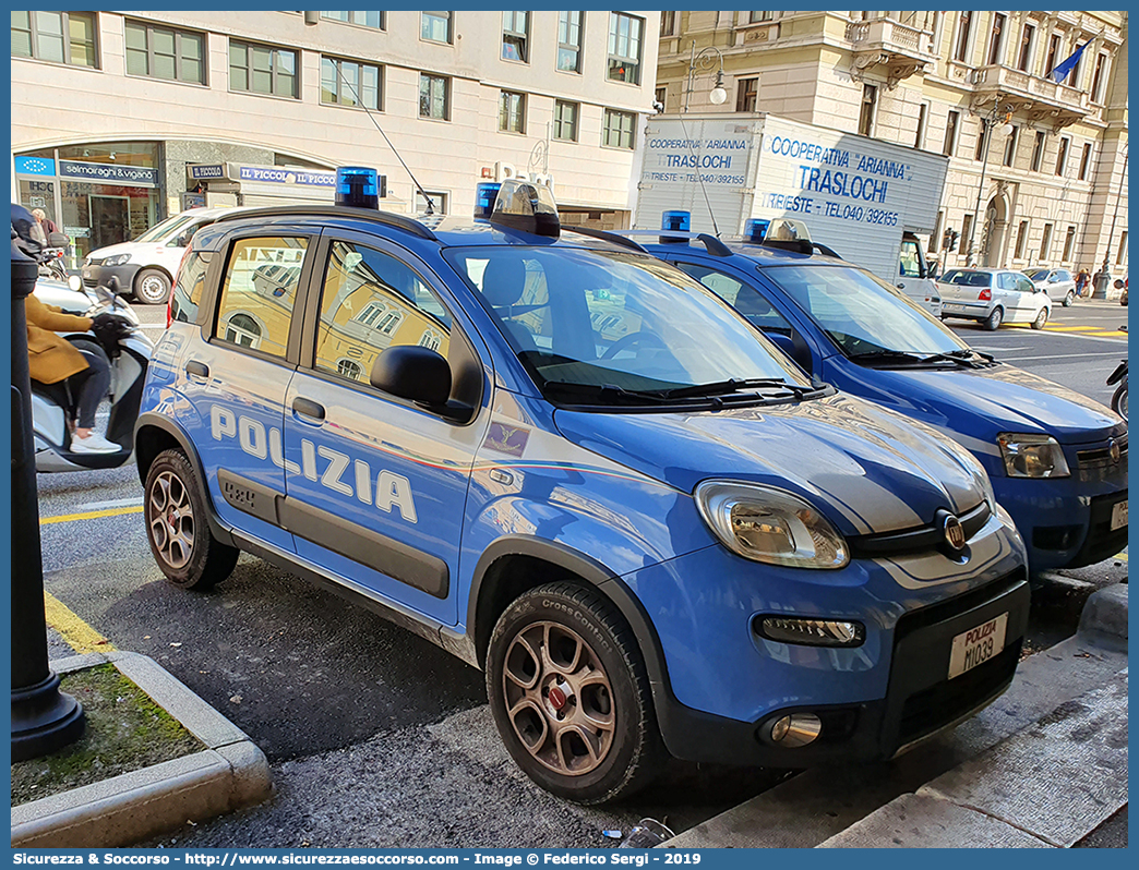 Polizia M1039
Polizia di Stato
Polizia Ferroviaria
Fiat Nuova Panda 4x4 II serie
Parole chiave: PS;P.S.;Polizia;di;Stato;Ferroviaria;Polfer;Fiat;Nuova;Panda;4x4