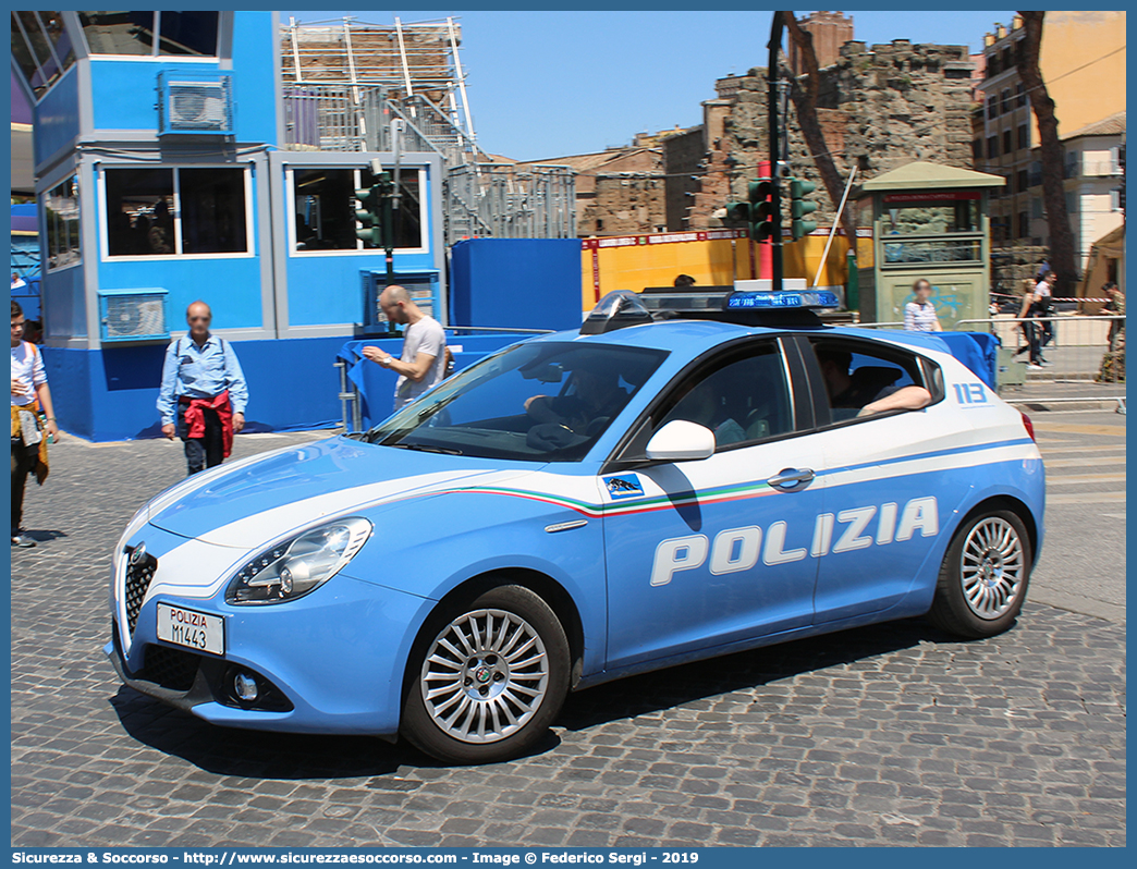 Polizia M1443
Polizia di Stato
Squadra Volante
Alfa Romeo Nuova Giulietta
I serie I restyling
Allestitore Nuova Carrozzeria Torinese S.r.l.
Parole chiave: PS;P.S.;Polizia;di;Stato;Pubblica;Sicurezza;Squadra;Volante;Alfa;Romeo;Nuova;Giulietta