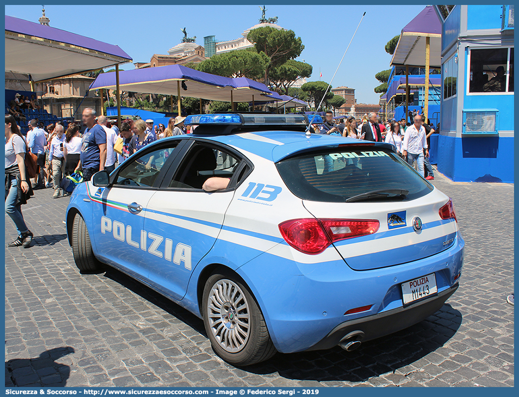 Polizia M1443
Polizia di Stato
Squadra Volante
Alfa Romeo Nuova Giulietta
I serie I restyling
Allestitore Nuova Carrozzeria Torinese S.r.l.
Parole chiave: PS;P.S.;Polizia;di;Stato;Pubblica;Sicurezza;Squadra;Volante;Alfa;Romeo;Nuova;Giulietta