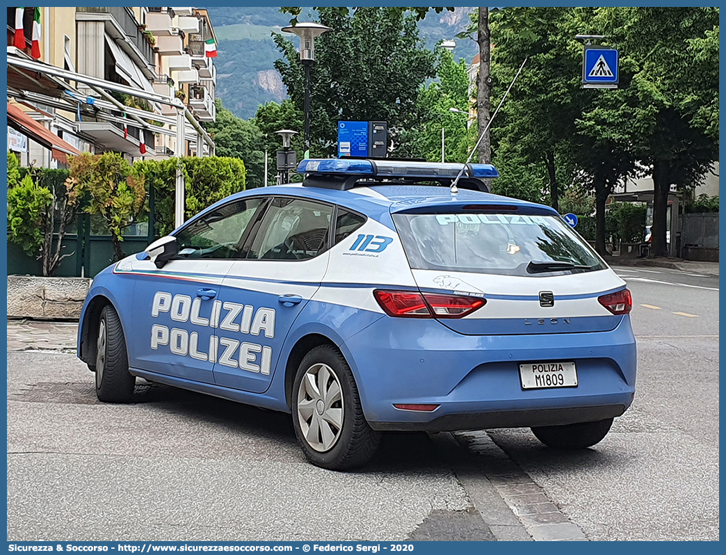 Polizia M1809
Polizia di Stato 
Questura di Bolzano
Squadra Volante
Seat Leon III serie
Parole chiave: PS;P.S.;Polizia;di;Stato;Squadra;Volante;Seat;Leon