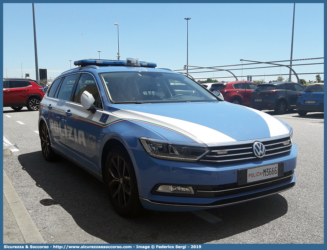 Polizia M3666
Polizia di Stato
Polizia Stradale
C.A.V. Concessioni
Autostradali Venete S.p.A.
Volkswagen Passat Variant VI serie
Parole chiave: PS;P.S.;Polizia;di;Stato;Stradale;Volkswagen;Passat;Variant;Station;Wagon;SW;S.W.