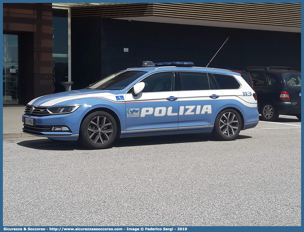 Polizia M3666
Polizia di Stato
Polizia Stradale
C.A.V. Concessioni
Autostradali Venete S.p.A.
Volkswagen Passat Variant VI serie
Parole chiave: PS;P.S.;Polizia;di;Stato;Stradale;Volkswagen;Passat;Variant;Station;Wagon;SW;S.W.