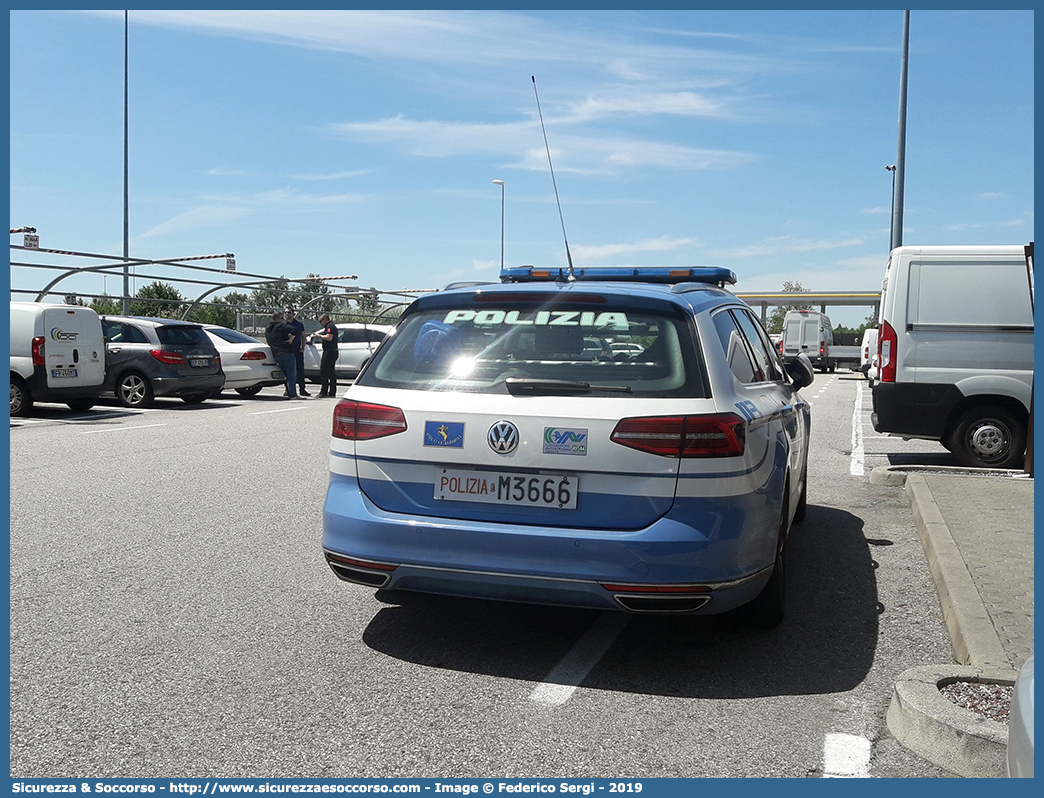 Polizia M3666
Polizia di Stato
Polizia Stradale
C.A.V. Concessioni
Autostradali Venete S.p.A.
Volkswagen Passat Variant VI serie
Parole chiave: PS;P.S.;Polizia;di;Stato;Stradale;Volkswagen;Passat;Variant;Station;Wagon;SW;S.W.