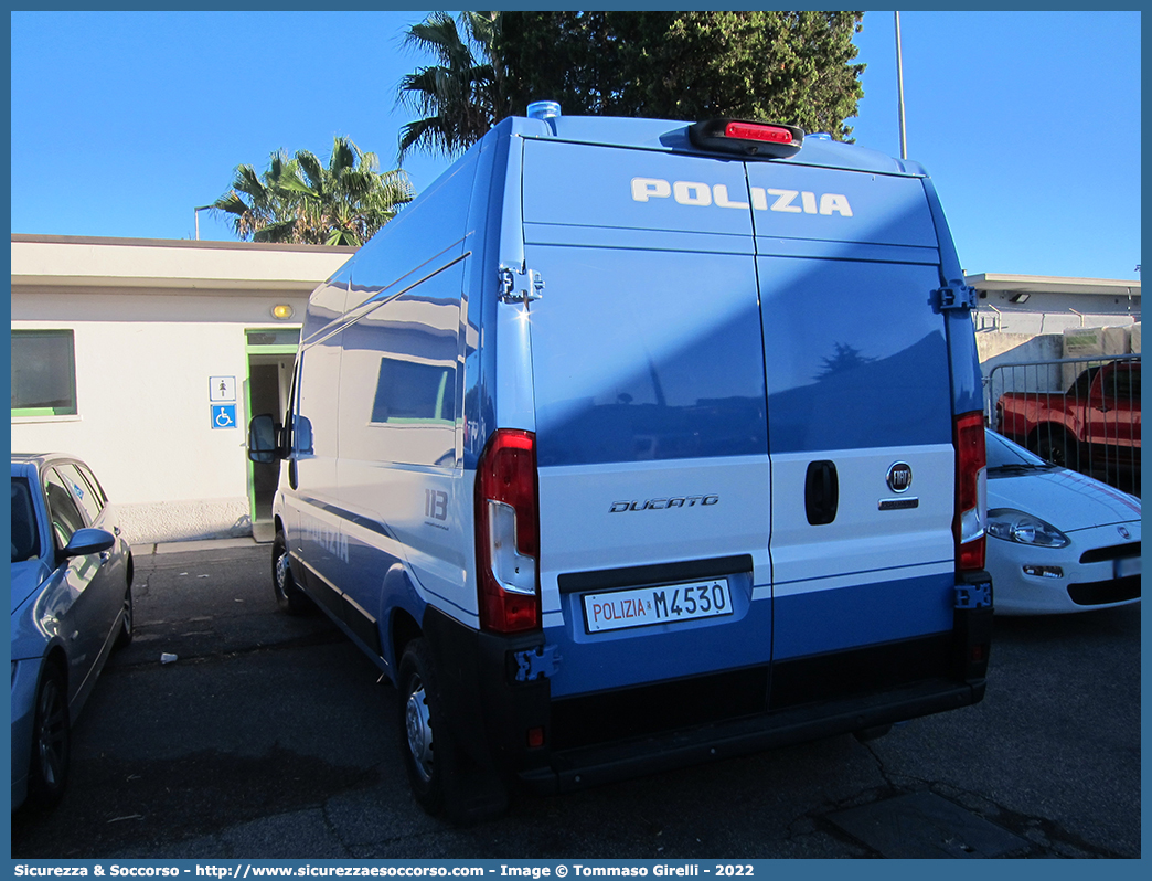 Polizia M4530
Polizia di Stato
Fiat Ducato III serie restyling
Parole chiave: PS;P.S.;Polizia;di;Stato;Fiat;Ducato