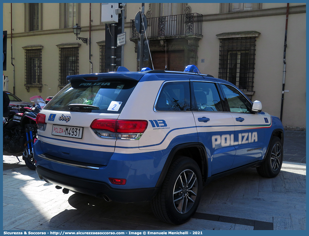 Polizia M4931
Polizia di Stato
Polizia Stradale
Jeep Grand Cherokee V serie
Parole chiave: PS;P.S.;Polizia;di;Stato;Stradale;Jeep;Grand;Cherokee