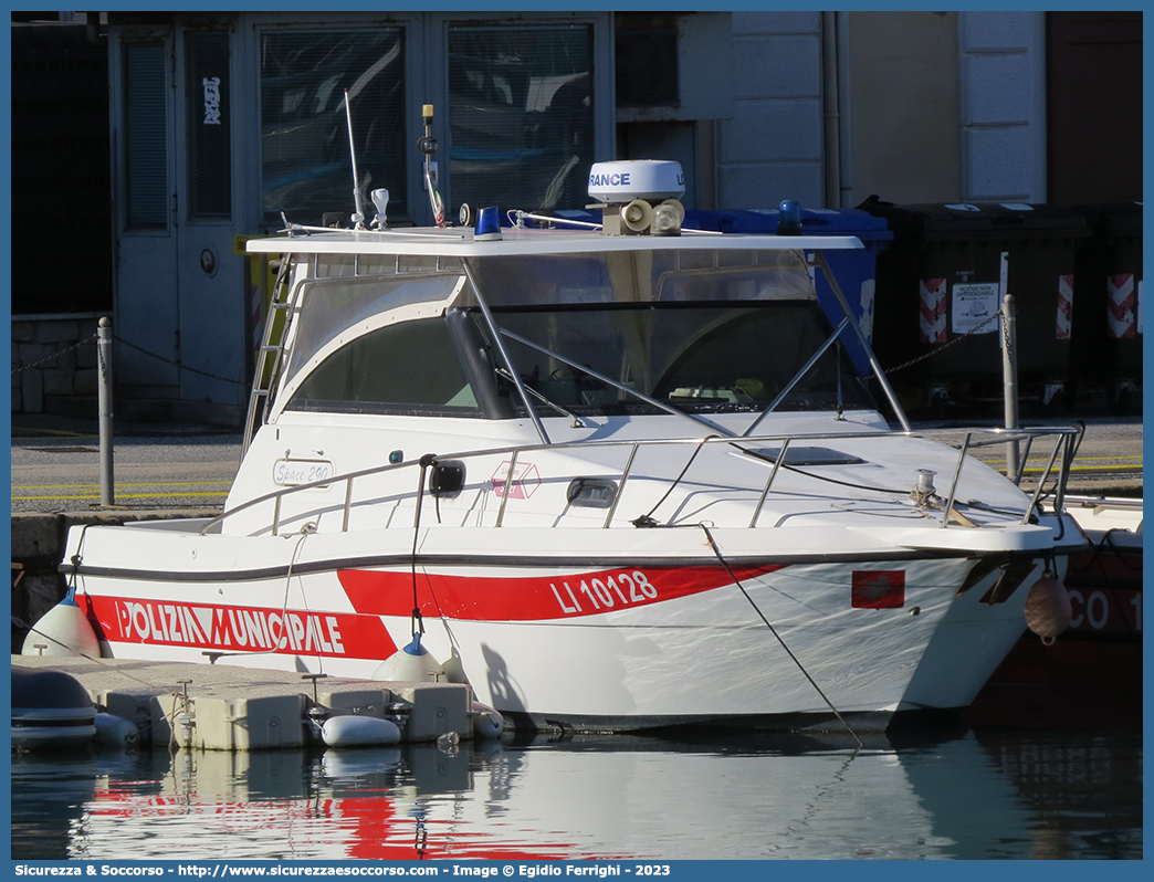 -
Polizia Provinciale
Provincia di Livorno
Plastic Space 290
Parole chiave: PL;P.L.;Polizia;Locale;Provinciale;Livorno;Plastic;Space;290