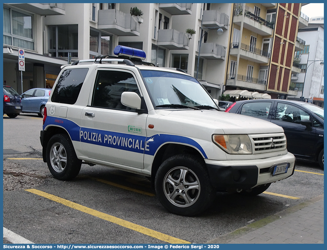 -
Polizia Provinciale
Provincia di Venezia
Mitsubishi Pajero Pinin
Parole chiave: PL;P.L.;PM;P.M.;Polizia;Locale;Provinciale;Venezia;Mitsubishi;Pajero;Pinin