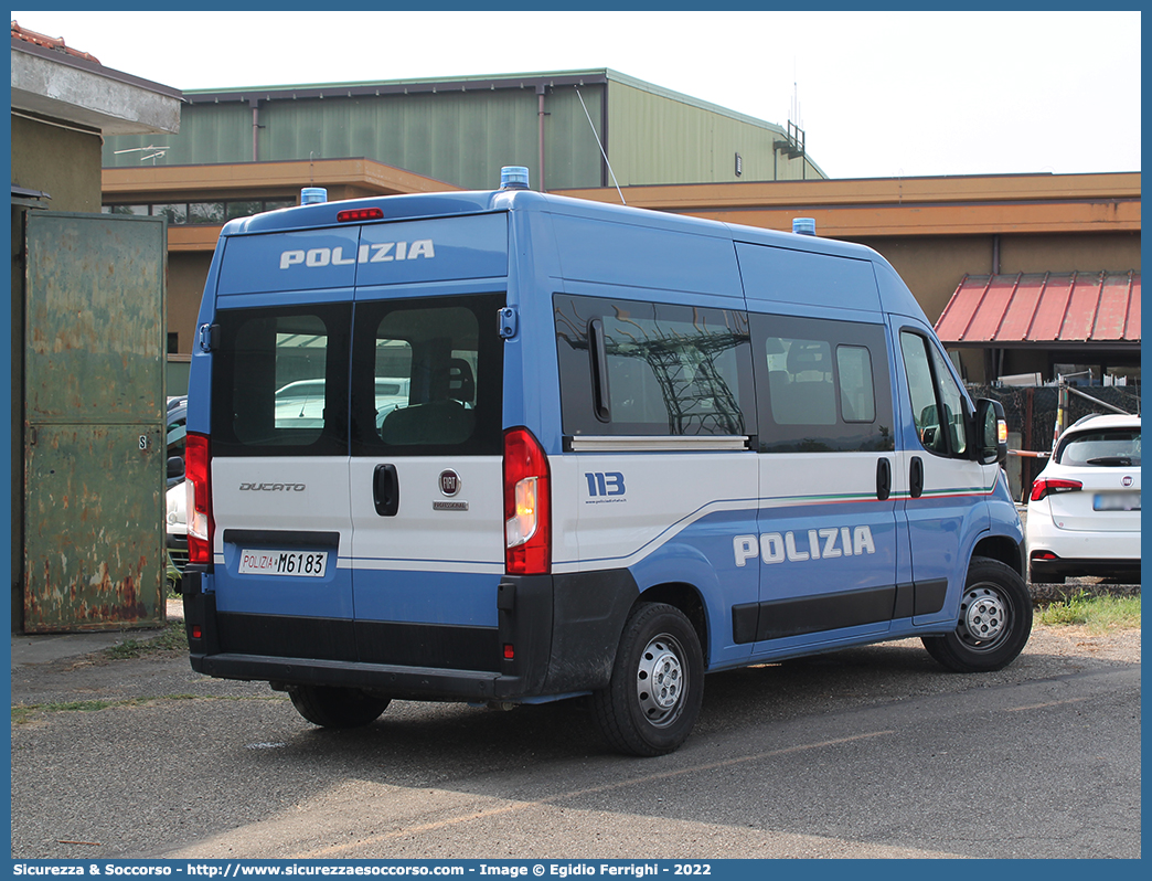 Polizia M6183
Polizia di Stato
Fiat Ducato III serie II restyling
Allestitore Elevox S.r.l.
Parole chiave: PS;P.S.;Polizia;di;Stato;Fiat;Ducato;X290;Elevox