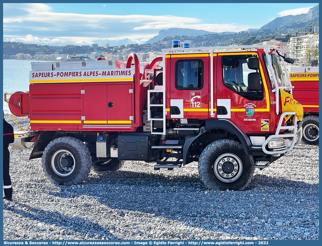 C595
République Française
SDIS 06 des Alpes-Maritimes
Camion Citerne Forestier
Renault Trucks D14 4x4
Conversion by Gimaex
Parole chiave: République;Française;SDIS;S.D.I.S.;Service;Départemental;Incendie;Secours;06;Sapeurs;Pompiers;des;Alpes;Maritimes;CCF;Camion;Citerne;Forestier;Renault;Truck;D14;Gimaex;4x4