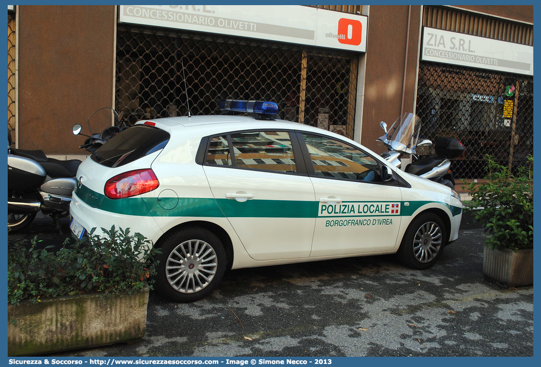 Polizia Locale YA544AG
Polizia Locale
Comune di Borgofranco d'Ivrea
Fiat Nuova Bravo
Parole chiave: PL;P.L.;PM;P.M.;Polizia;Locale;Municipale;Borgofranco;Fiat;Nuova;Bravo