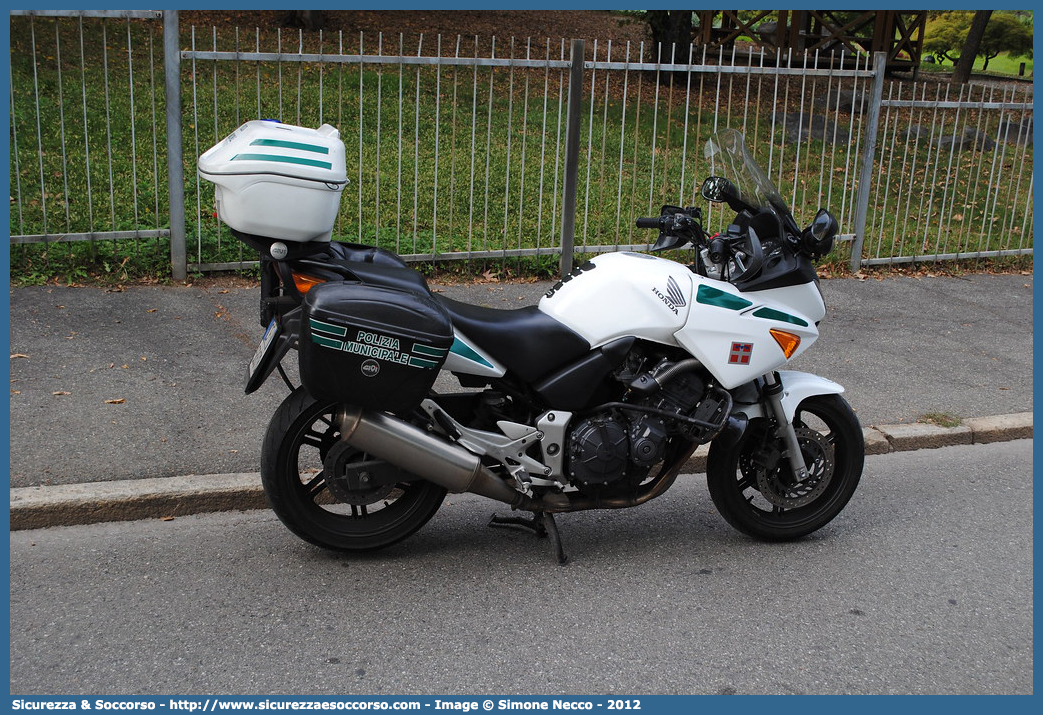 -
Polizia Municipale
Comune di Asti
Honda CBF 600 ABS
Parole chiave: PL;P.L.;PM;P.M.;Polizia;Locale;Municipale;Asti;Honda;CBF;600;ABS