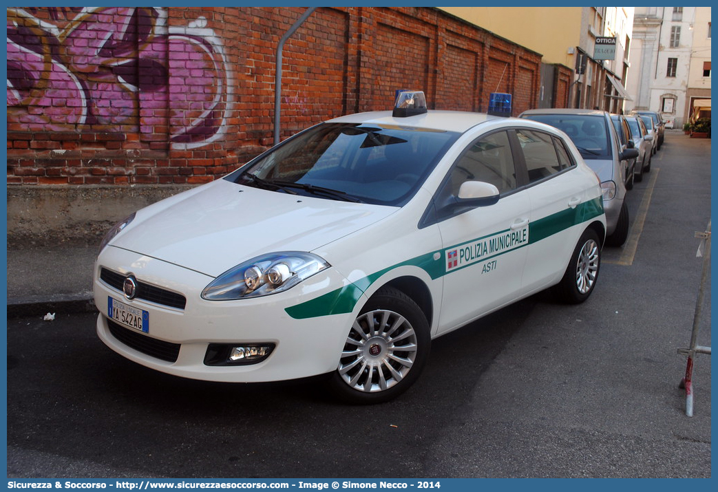 Polizia Locale YA542AG
Polizia Municipale
Comune di Asti
Fiat Nuova Bravo
Parole chiave: PL;P.L.;PM;P.M.;Polizia;Locale;Municipale;Asti;Fiat;Nuova;Bravo