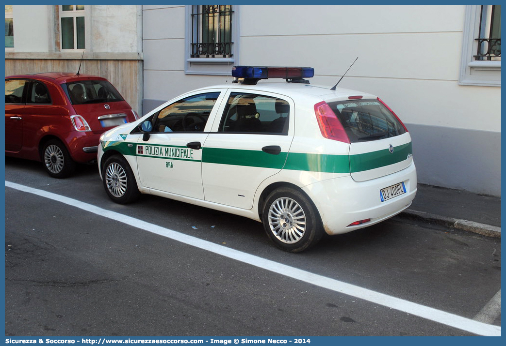 -
Polizia Municipale
Comune di Brà
Fiat Grande Punto
Parole chiave: PL;P.L.;PM;P.M.;Polizia;Locale;Municipale;Brà;Fiat;Grande;Punto