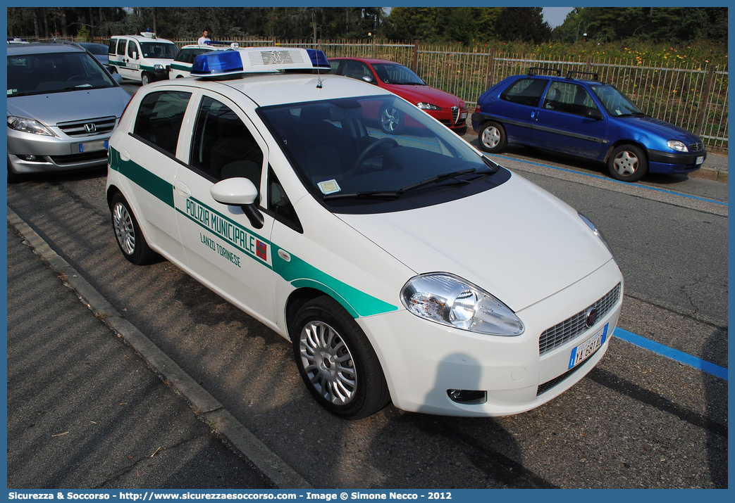 Polizia Locale YA681AD
Polizia unicipale
Comune di Lanzo Torinese
Fiat Grande Punto
Parole chiave: PL;P.L.;PM;P.M.;Polizia;Locale;Municipale;Lanzo;Torinese;Fiat;Grande;Punto