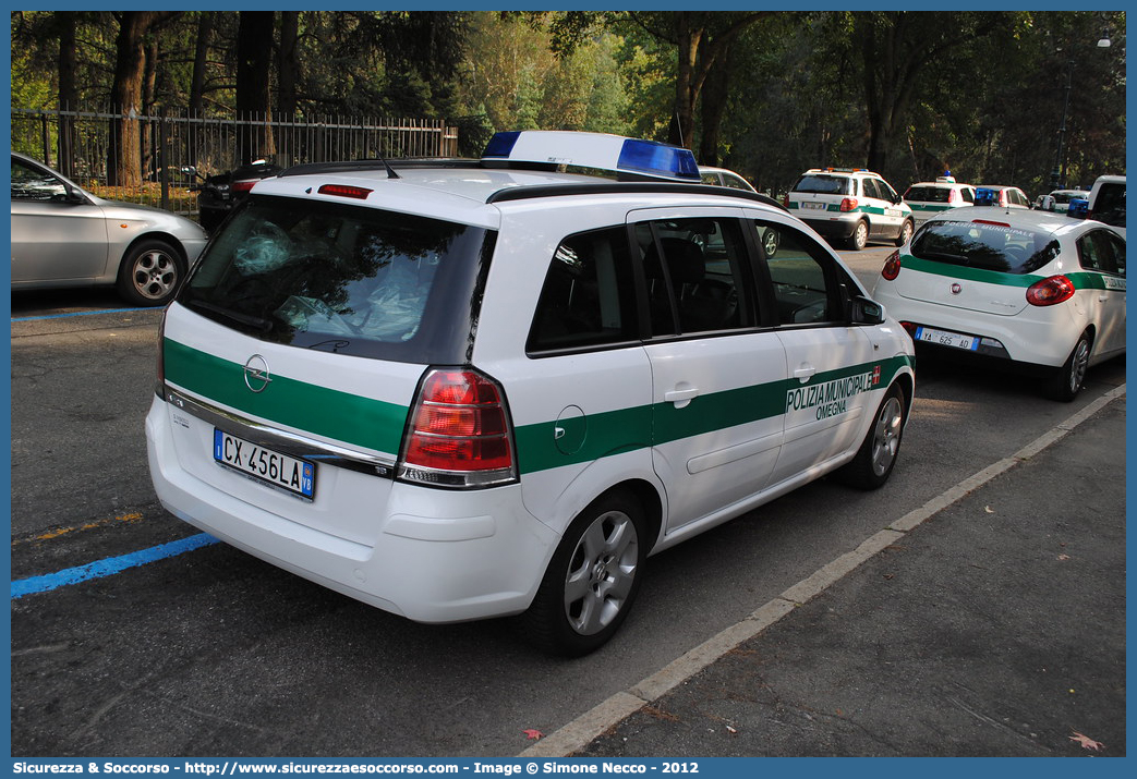 -
Polizia Municipale
Comune di Omegna
Opel Zafira II serie
Parole chiave: PM;P.M.;PL;P.L.;Polizia;Municipale;Locale;Omegna;Opel;Zafira