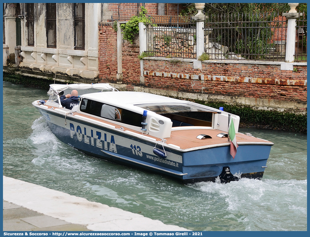 PS 1225
Polizia di Stato
Polizia del Mare
Allestitore Cantieri Vizianello S.r.l. 
Parole chiave: PS;P.S.;Pubblica;Sicurezza;Polizia;di;Stato;del;mare;Vizianello