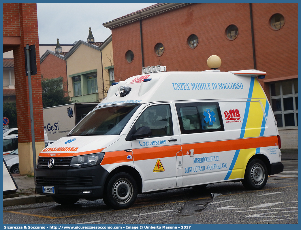 -
Misericordia di Minucciano-Gorfigliano
Volkswagen Transporter T6
Allestitore Orion S.r.l.
Parole chiave: Misericordie;Misericordia;Ambulanza;Autoambulanza;Volkswagen;Transporter;T6;Orion;Minucciano;Gorfigliano