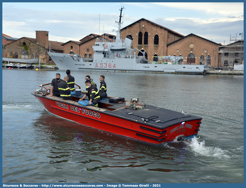 VF 1089
Corpo Nazionale Vigili del Fuoco
Nucleo Portuale
AutoPompaLagunare
Parole chiave: VVF;V.V.F.;Corpo;Nazionale;Vigili;del;Fuoco;AutoPompaLagunare;Portuale;Navale;Nautica;Nautico;Nautici;Porti;Imbarcazione;Motoscafo