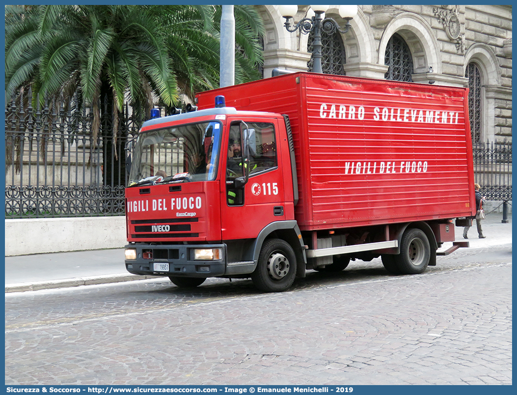 VF 19951
Corpo Nazionale Vigili del Fuoco
Iveco EuroCargo 60E14 I serie
Carro Sollevamenti
Parole chiave: VVF;V.V.F.;Corpo;Nazionale;Vigili;del;Fuoco;Iveco;EuroCargo;60E14