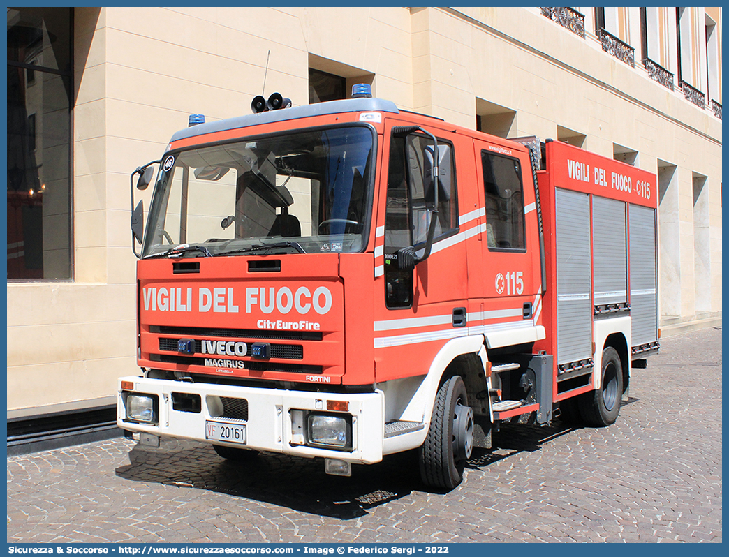 VF 20161
Corpo Nazionale Vigili del Fuoco
Iveco Magirus CityEuroFire
100E21 I serie
Ricondizionato Fortini S.r.l.
Parole chiave: VVF;V.V.F.;Corpo;Nazionale;Vigili;del;Fuoco;AutoPompaSerbatoio;APS;A.P.S.;Iveco;Magirus;Fortini;EuroFire;100E21