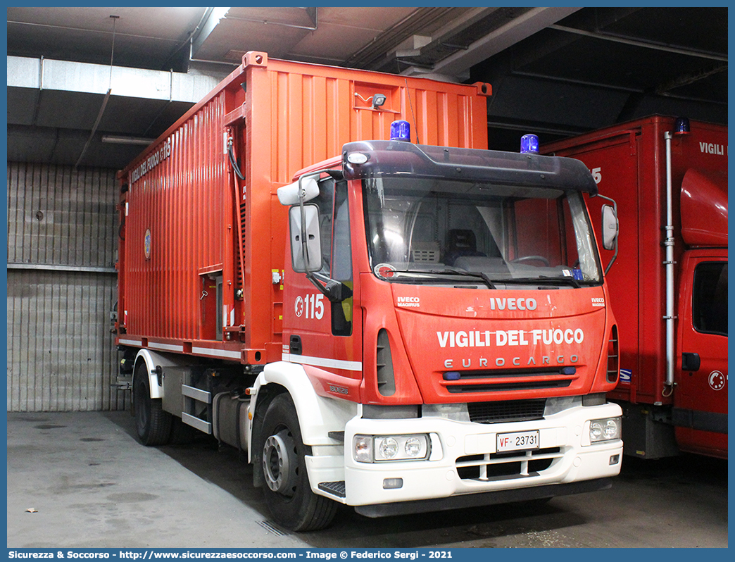 VF 23731
Corpo Nazionale Vigili del Fuoco
Nucleo N.B.C.R.
Iveco EuroCargo 180E28 II serie
Parole chiave: VVF;V.V.F.;Corpo;Nazionale;Vigili;del;Fuoco;NBCR;N.B.C.R.;Nucleare;Batteriologico;Chimico;Radiologico;Radiometrico;Radiometria;Radioattività;Radioattivita;Iveco;EuroCargo;180E28