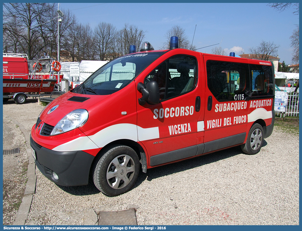 VF 24554
Corpo Nazionale Vigili del Fuoco
Nucleo Soccorso Subacqueo e Acquatico
Renault Trafic III serie
Parole chiave: VVF;V.V.F.;Corpo;Nazionale;Vigili;del;Fuoco;Renault;Trafic;NSSA;N.S.S.A.;Soccorso;Subacqueo;Acquatico;Sommozzatori;Subacquei