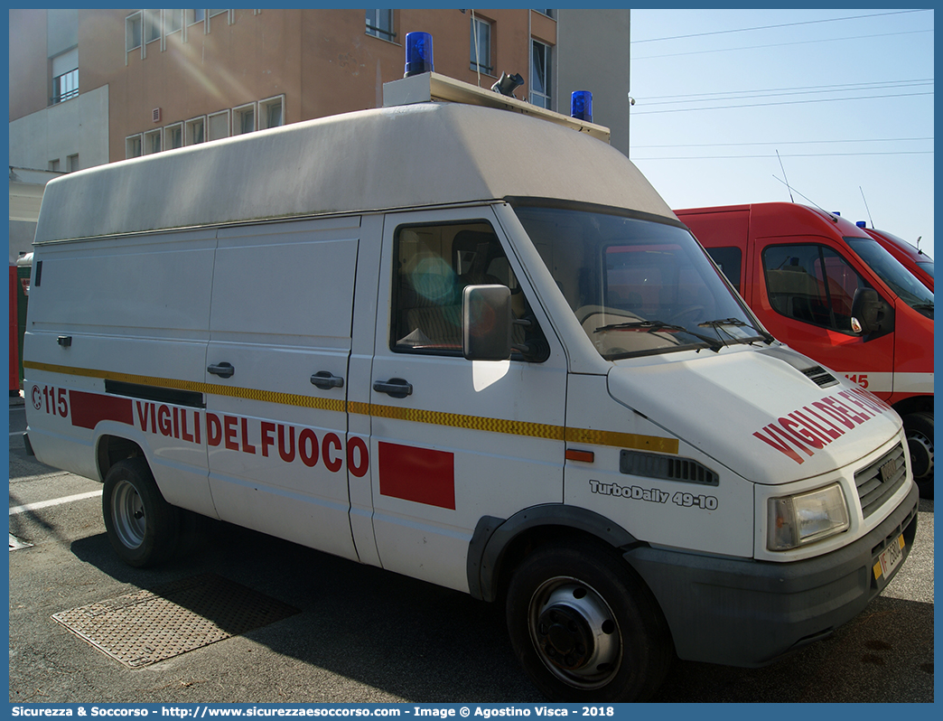 VF 26804
Corpo Nazionale Vigili del Fuoco
Iveco Daily 49-10 II serie
Parole chiave: VVF;V.V.F.;Corpo;Nazionale;Vigili;del;Fuoco;Iveco;Daily;49-10;49.10