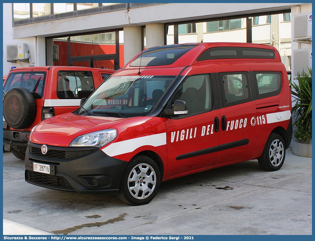 VF28716
Corpo Nazionale Vigili del Fuoco
Fiat Doblò II serie restyling
Allestitore Focaccia Group S.r.l.
Parole chiave: VVF;V.V.F.;Corpo;Nazionale;Vigili;del;Fuoco;Vigili;Fuoco;Fiat;Doblò;Doblo;Focaccia