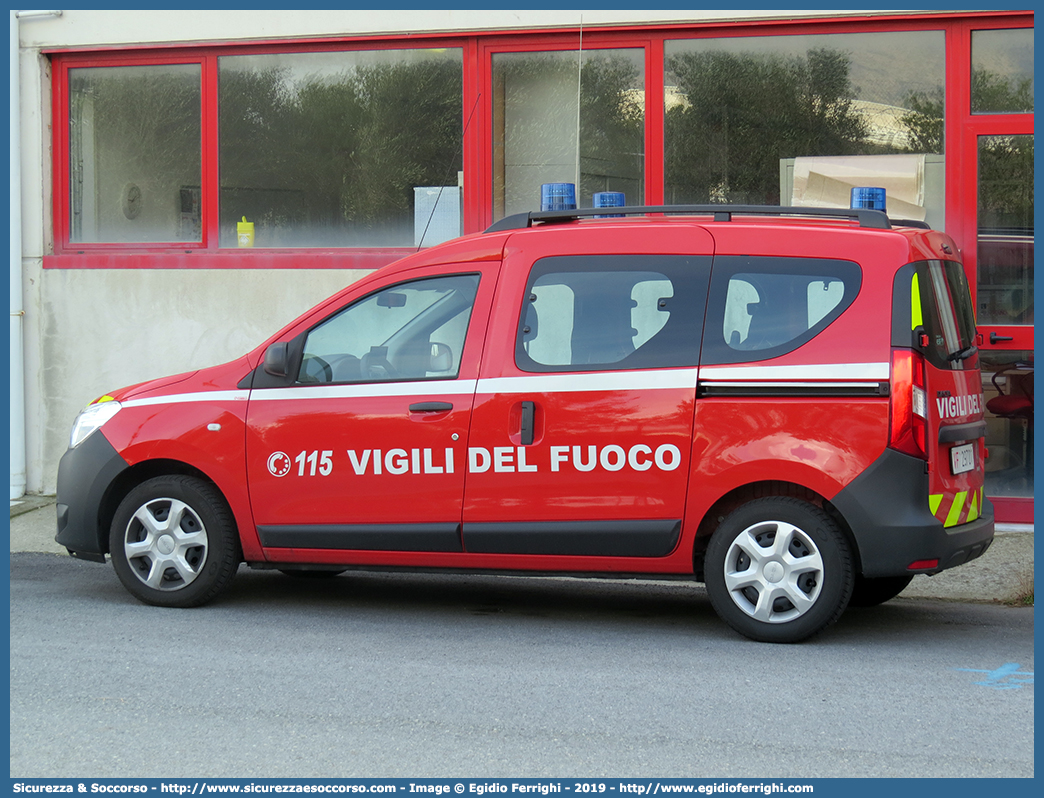 VF 29701
Corpo Nazione Vigili del Fuoco
Dacia Dokker I serie restyling
Allestitore Ciabilli S.r.l.
Parole chiave: VVF;V.V.F.;Corpo;Nazionale;Vigili;del;Fuoco;Dacia;Dokker;Ciabilli