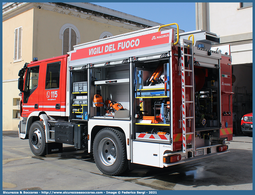 VF 30803
Corpo Nazionale Vigili del Fuoco
Iveco Magirus EuroCargo 
120-250 IV serie "City 2020"
(I fornitura)
Parole chiave: VVF;V.V.F.;Corpo;Nazionale;Vigili;del;Fuoco;AutoPompaSerbatoio;APS;A.P.S.;Iveco;Magirus;EuroCargo;120-250;City;2020