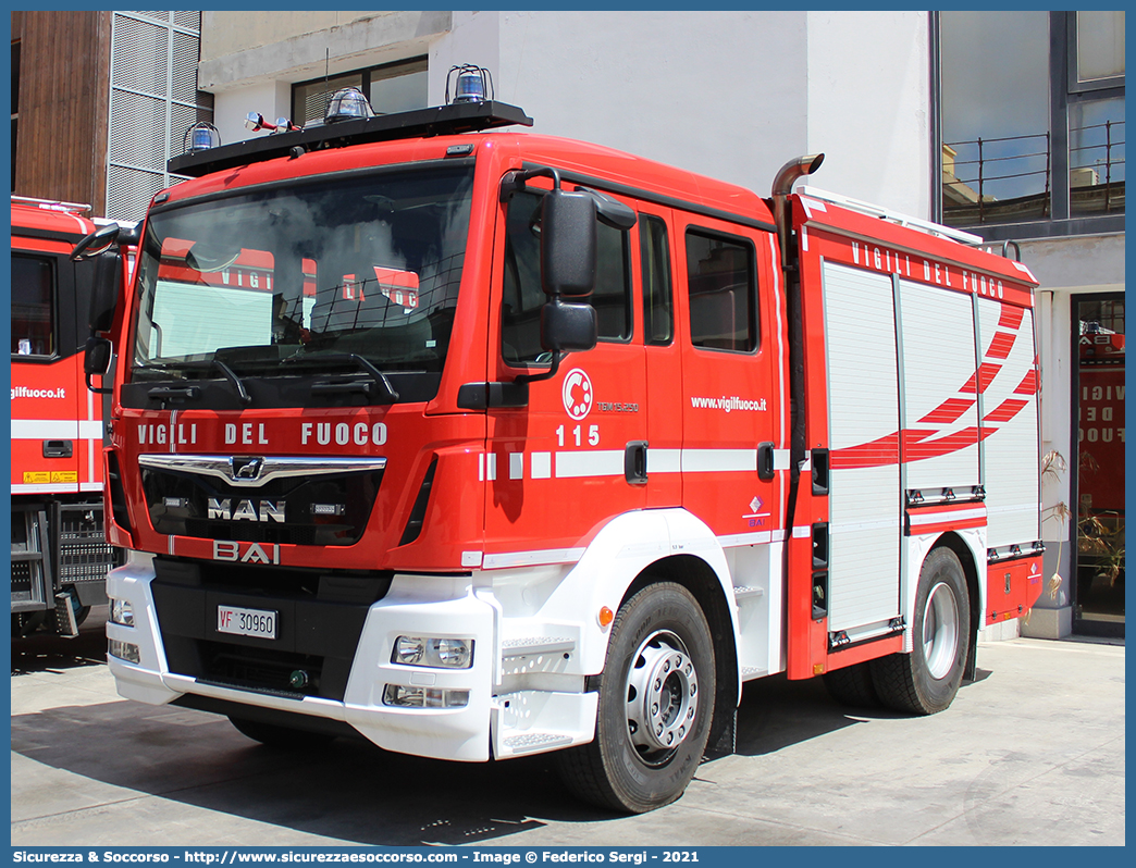 VF 30960
Corpo Nazionale Vigili del Fuoco
MAN TGM 15.250 II serie
Allestitore BAI S.r.l.
Parole chiave: VVF;V.V.F.;Corpo;Nazionale;Vigili;del;Fuoco;AutoPompaSerbatoio;APS;A.P.S.;AutoPompa;Man;TGM;15.250;BAI