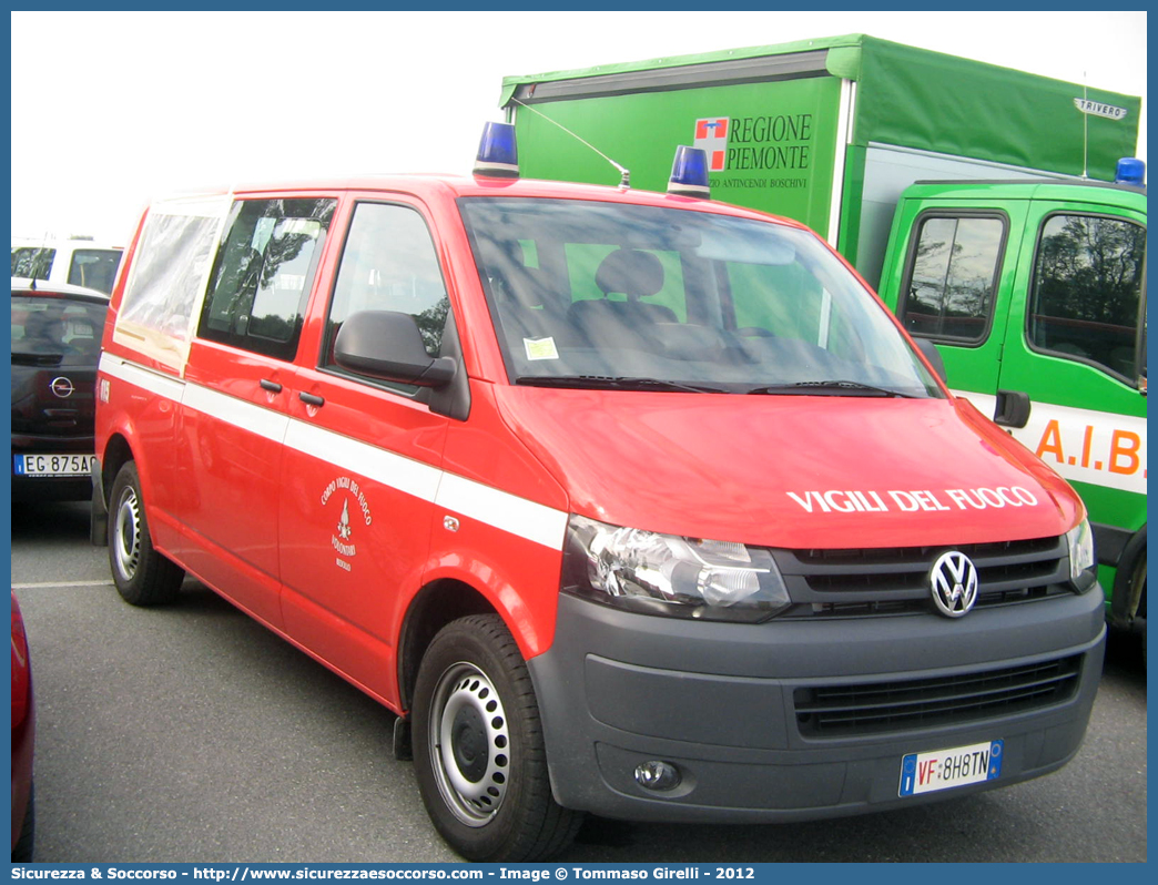 VF 8H8TN
Corpo Vigili del Fuoco Volontari Bedollo
Volkswagen Transporter T5 restyling
Parole chiave: VF;V.F.;Vigili;del;Fuoco;Volontari;Bedollo;Volkswagen;Transporter;T5