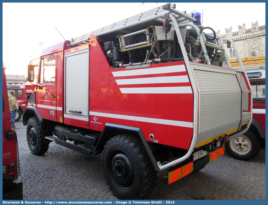 VF E54 TN
Corpo Vigili del Fuoco Volontari Cognola
Mercedes Benz Unimog U100L
Allestitore BAI S.r.l.
Parole chiave: VF;V.F.;Corpo;Vigili;del;Fuoco;Volontari;Cognola;Mercedes;Benz;Unimog;U100L;BAI