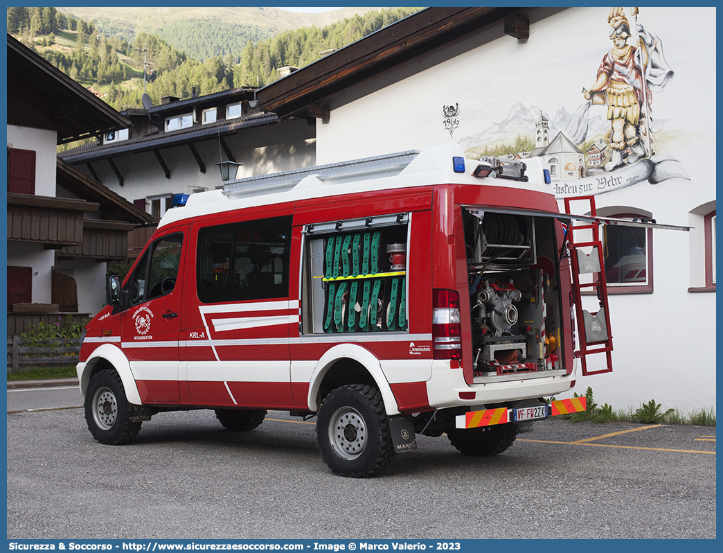 VF FW2ZX
Vigili del Fuoco Volontari Moso-Sesto
Freiwillige Feuerwehr Moos-Sexten
Achleitner Mantra Mercedes Benz 
Sprinter II serie restyling
Allestitore Rosenbauer Brandschutz GmbH
Parole chiave: VFV;V.F.V.;Vigili;Fuoco;Volontari;Freiwillige;Feuerwehr;Sesto;Sexten;Achleitner;Mantra;Mercedes;Benz;Sprinter;Rosenbauer;Brandschutz