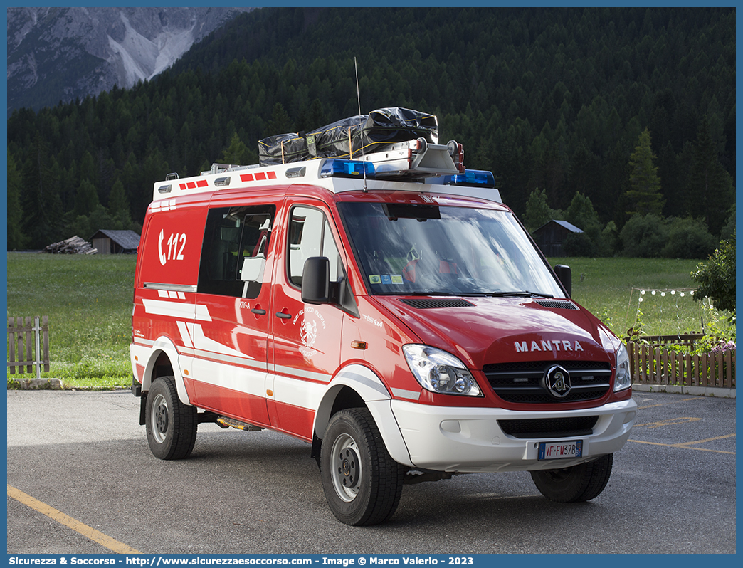 VF FW37B
Vigili del Fuoco Volontari Moso-Sesto
Freiwillige Feuerwehr Moos-Sexten
Achleitner Mantra Mercedes Benz 
Sprinter II serie restyling
Allestitore Kofler Fahrzeugbau S.n.c.
Parole chiave: VFV;V.F.V.;Vigili;Fuoco;Volontari;Freiwillige;Feuerwehr;Sesto;Sexten;Achleitner;Mantra;Mercedes;Benz;Sprinter;Kofler;Fahrzeugbau