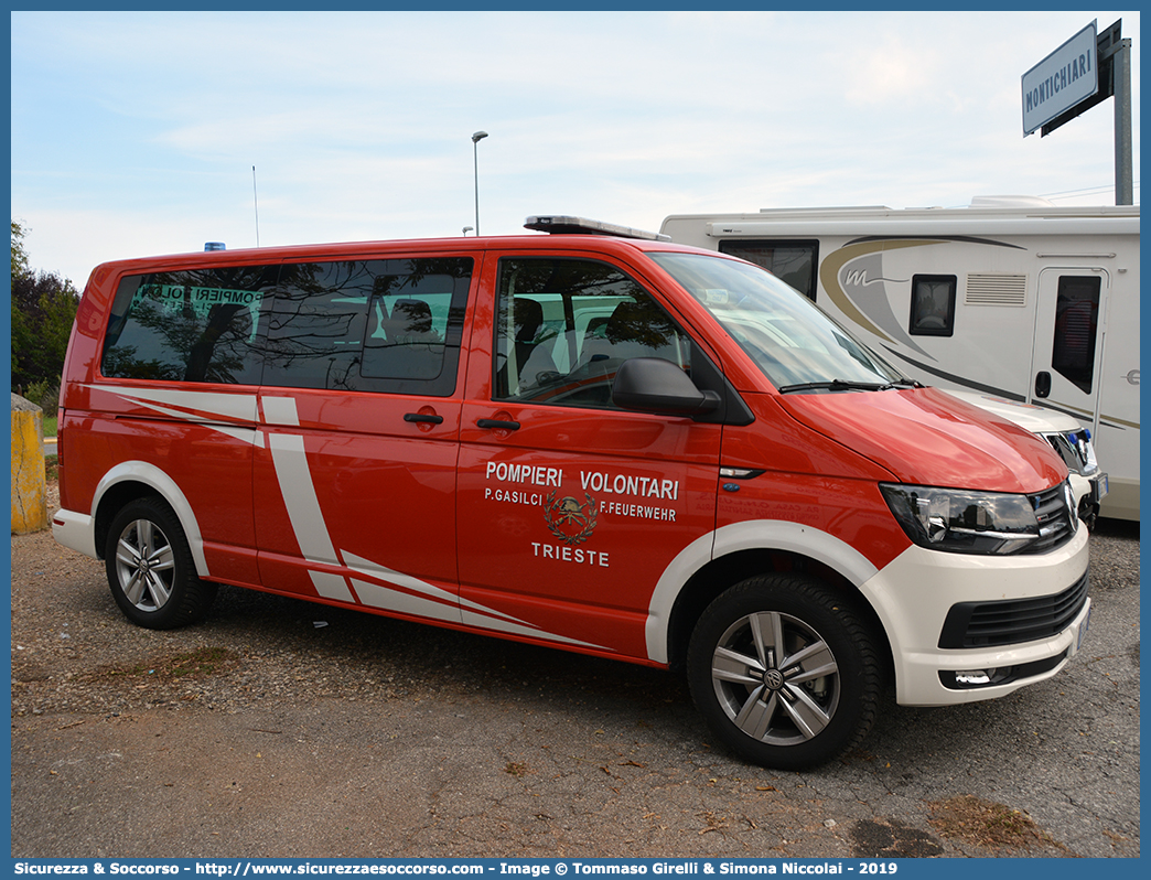 -
Corpo Pompieri Volontari Trieste
Volkswagen Transporter T6
Parole chiave: VVF;V.V.F.;Vigili;del;Fuoco;Corpo;Pompieri;Volontari;Trieste;Volkswagen;Transporter;T6