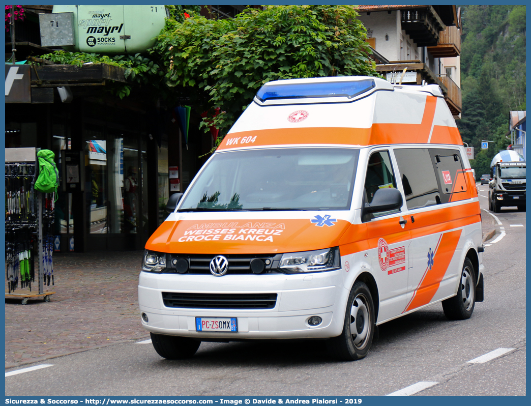 752 (WK 604)
Croce Bianca - Weisses Kreuz
Volkswagen Transporter T5 restyling
Allestitore Ambulanz Mobile GmbH & Co. KG
Parole chiave: Croce;Bianca;Weisses;Kreuz;WK;Volkswagen;Transporter;T5;Ambulanz;Mobile