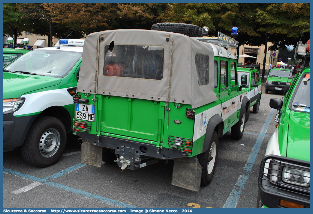 -
Corpo Volontari Antincendi Boschivi
Land Rover Defender 110 Crew Cab
Parole chiave: Corpo;Volontari;Antincendi;Boschivi;AIB;A.I.B.;Piemonte;Land Rover;Defender;110;Crew Cab